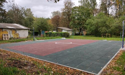 Спортивная площадка