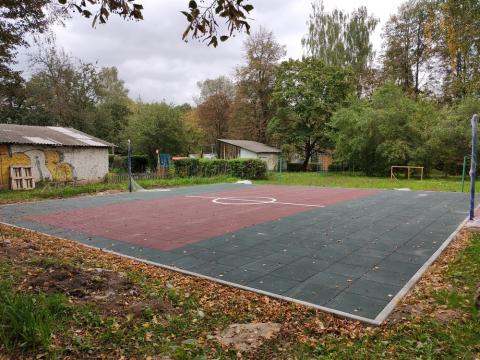 Спортивная площадка