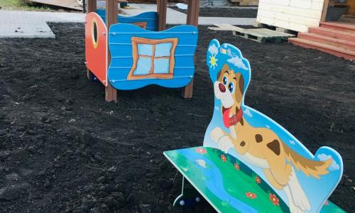 Монтаж уличного игрового оборудования в новом детском саду